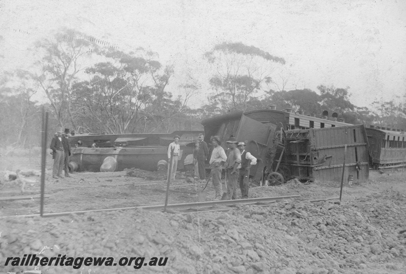 P03706
Derailment of R class 148 and carriages, 