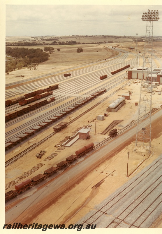 P03716
Avon marshalling yards, near Northam, ER line, aerial view
