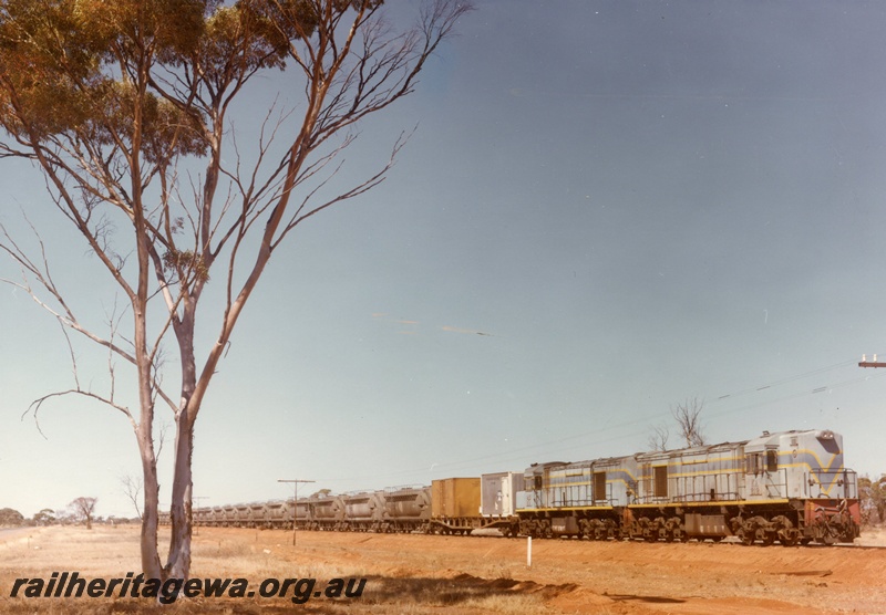 P03913
KA class 212 Nickel train blue with yellow chevron, full length view. Location unknown
