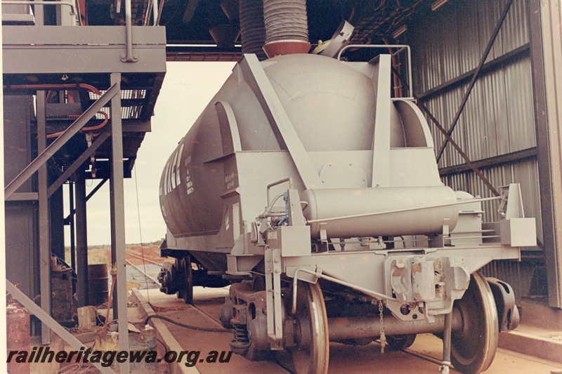 P03916
Nickel loading site Malcolm, WMC (WNA) wagon inside the shed. 
