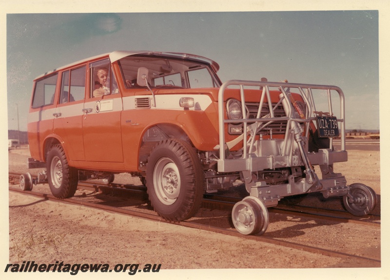 P03967
Toyota Landcruiser Hi-Rail vehicle with dealer plates.
