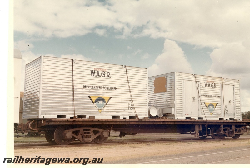 P04000
 QCF class 23640 flat wagon, WAGR refrigerated containers onboard, end and side view. Colour version of P2970
