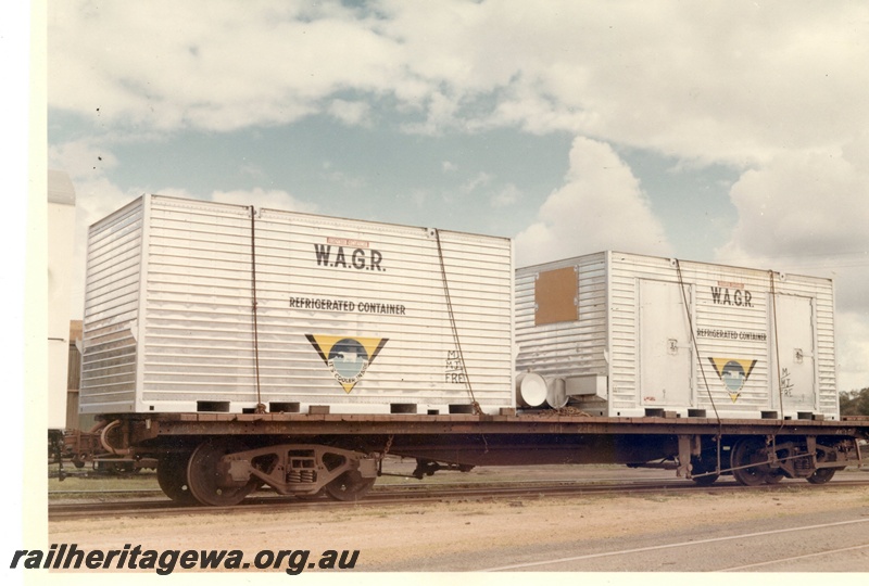 P04000
 QCF class 23640 flat wagon, WAGR refrigerated containers onboard, end and side view. Colour version of P2970
