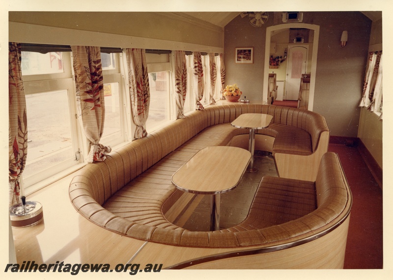 P04011
AYL class 29, lounge car, interior view, oval lounge with tables
