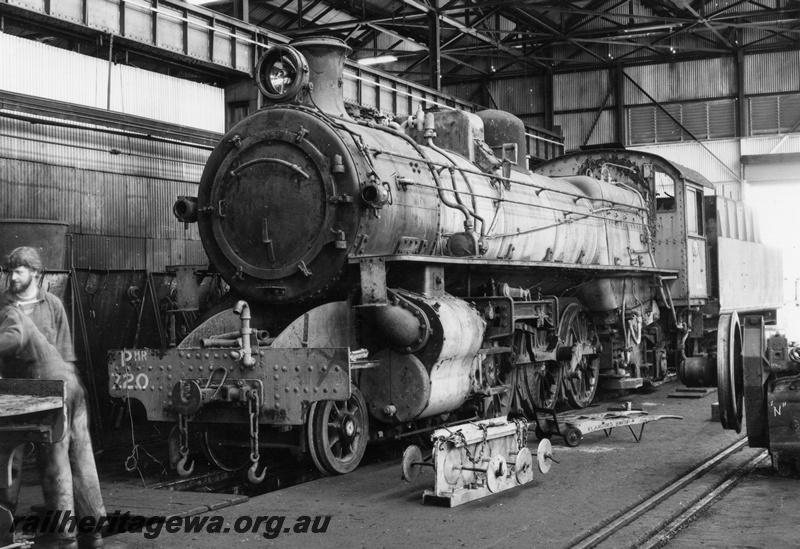 P04078
PMR class 720, being prepared in workshop for South Australia, front and side view
