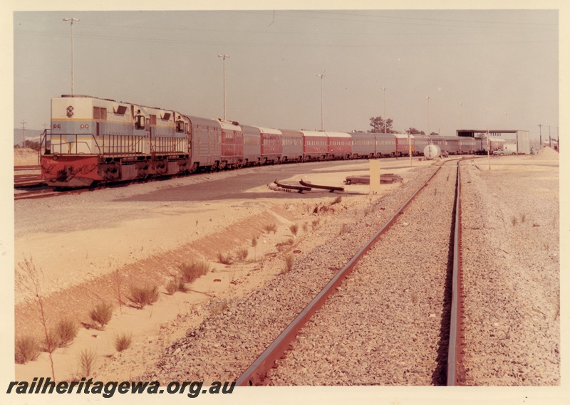 P04138
L class 260, with another L class diesel, double heading the 