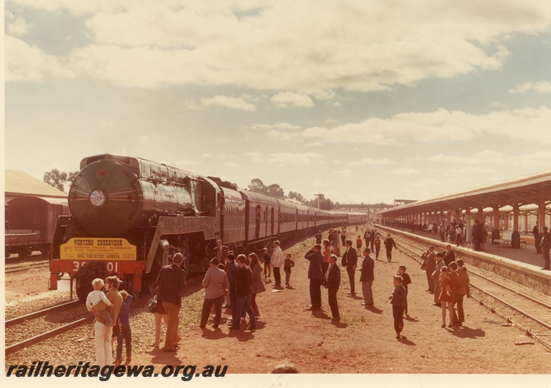 P04159
Western Endeavour NSW 3801 steam locomotive arriving at Kalgoorlie August 1970.
