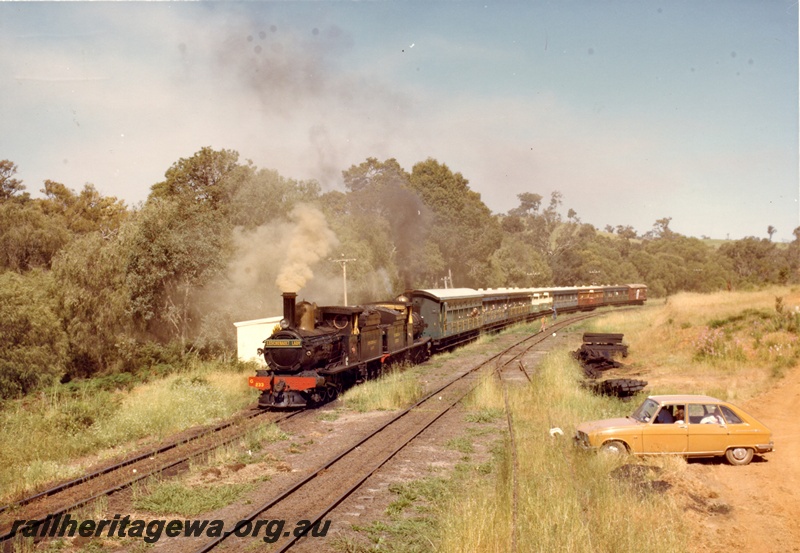 P04191
1 of 3, G class 233 steam locomotive 