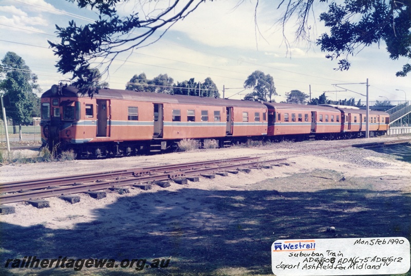 P04199
ADG class 608, ADA class 675, ADG class 612, suburban train departing Ashfield for Midland, ER line, side view
