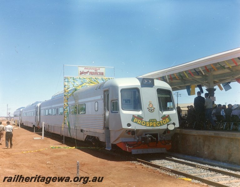 P04204
WCA class railcar set, 