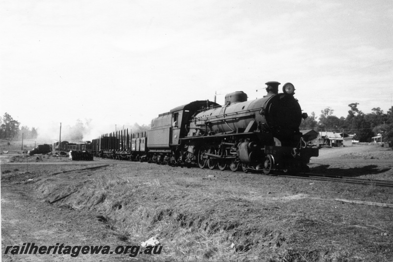 P04207
W class 942, on number 51 goods train to Nannup, Jarrahwood, WN line, last days of steam on WN line
