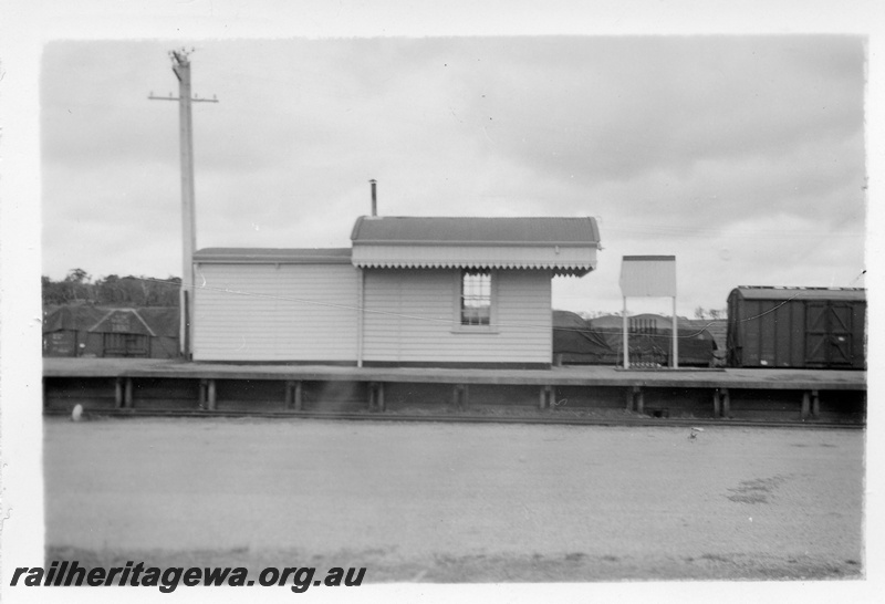 P04330
2 of 8, Station building, platform, lever frame, Elleker, GSR line.
