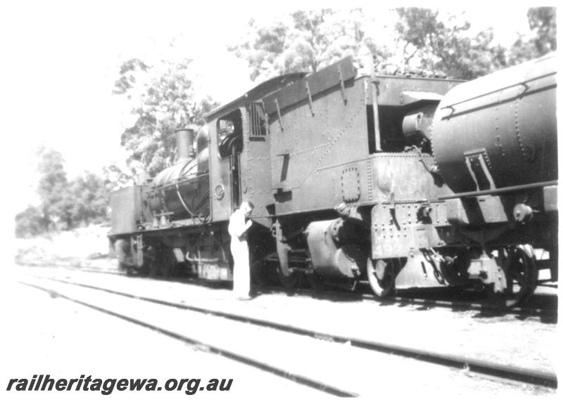 P04405
MSA class 492 Garratt loco, Holyoake, PN line, view from rear looking towards the front of the loco.
