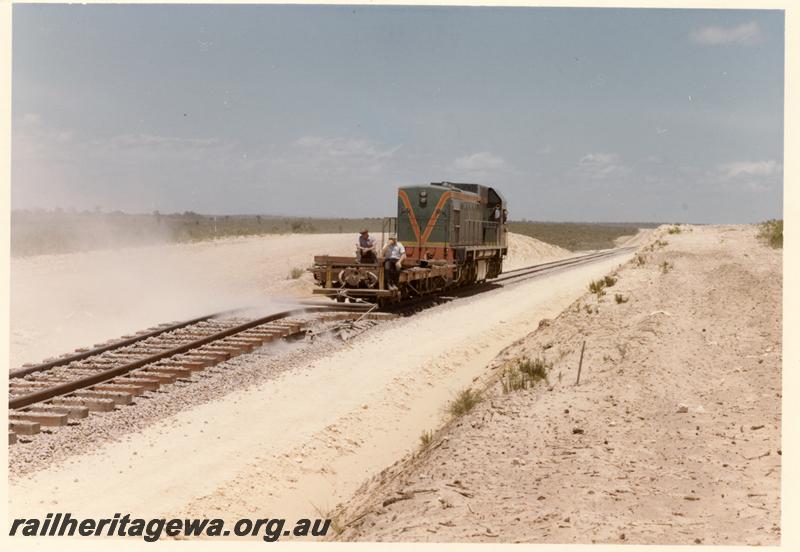 P04425
A class diesel loco. Track sled, working on the track on the Eneabba Railway, same as P0330
