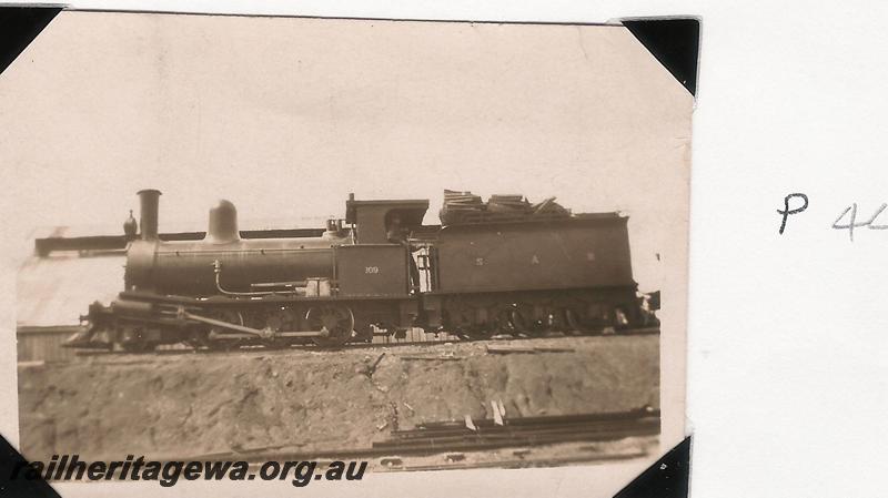 P04449
Kauri Timber Co. loco No.109, LHS view, ex SAR Y 109
