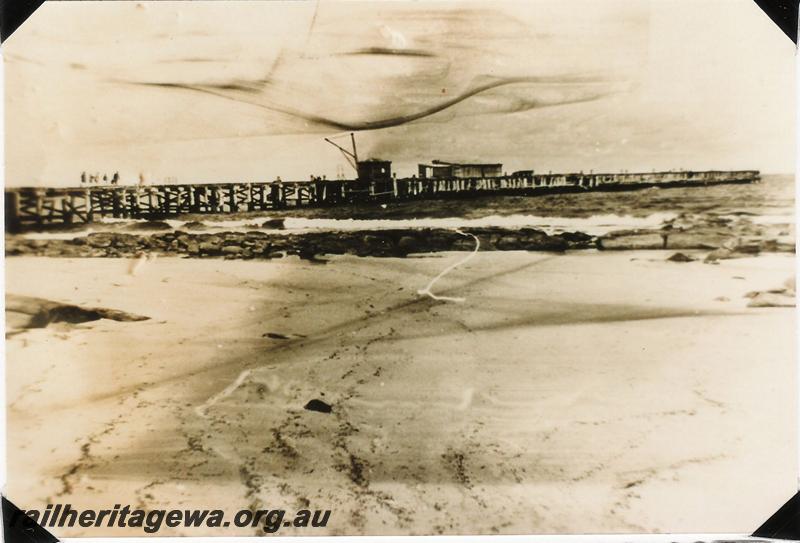 P04480
M. C . Davies jetty at Flinders Bay
