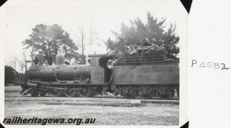 P04582
Millars loco No.61 at Mundijong
