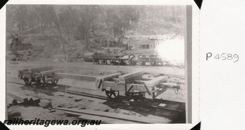 P04589
Bogie log wagon at Jarrahdale
