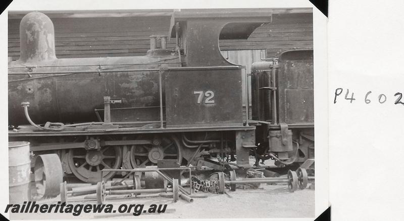 P04602
Millars loco No.72 at Yarloop, side view of cab on LHS.
