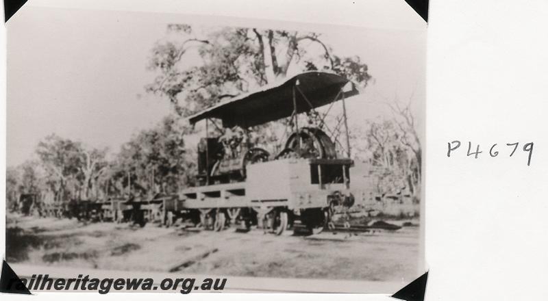 P04679
Millars experimental diesel loco being an engine of Holt tractor mounted on a 4 wheel wagon,
