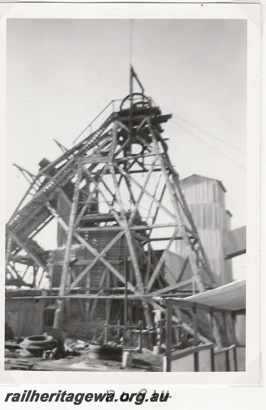 P04814
Poppet head, Sons of Gwalia mine, Gwalia 
