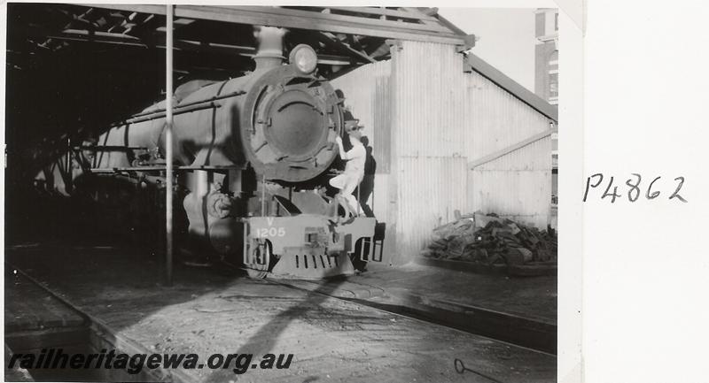 P04862
V class 1205, loco depot, Fremantle
