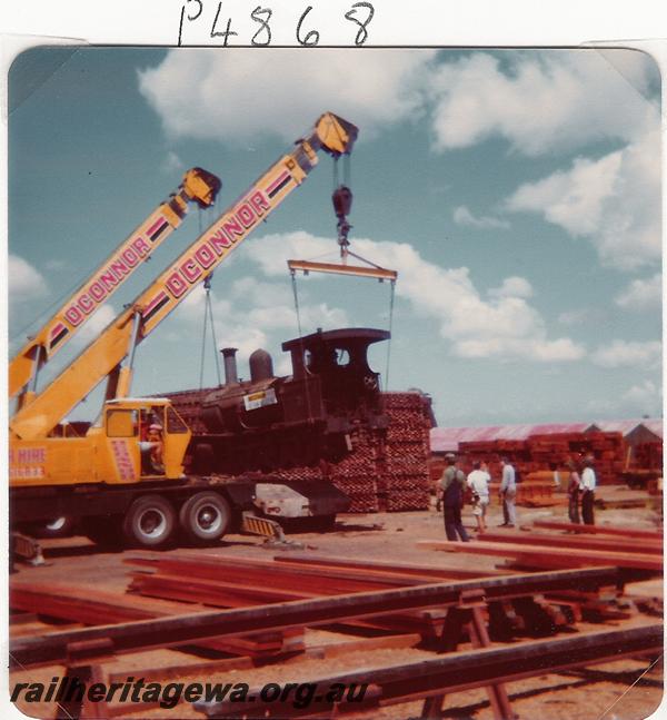 P04868
Millars loco No.71 arriving by truck at Pinjarra for restoration by the Hotham Valley Railway
