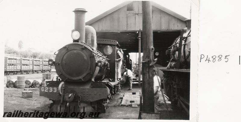 P04885
G class 233, loco shed, Bridgetown loco depot, PP line, being serviced, 