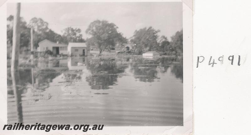 P04991
Gangers camp, Boyup Brook yard, DK line, flooded
