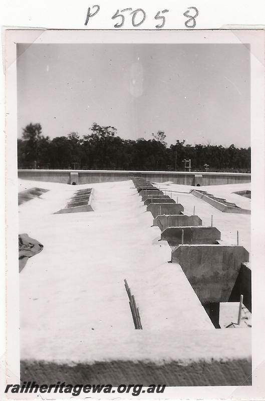 P05058
Roundhouse, Collie, construction photo.
