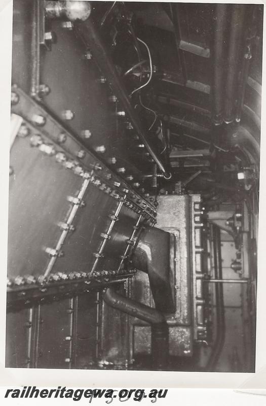 P05075
X class loco, internal view of engine room
