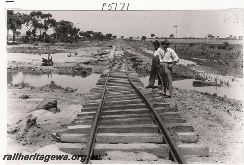 P05171
Washaway, 242 miles, Narrogin-Merredin Railway, NWM line
