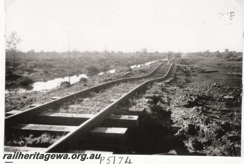 P05174
Washaway, Laverton Line, KL line.
