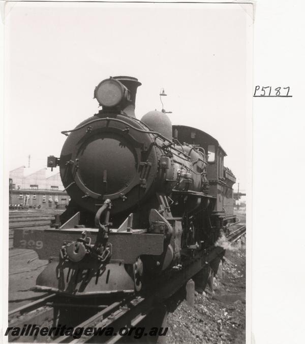 P05187
FS class 399, East Perth loco depot, front on view
