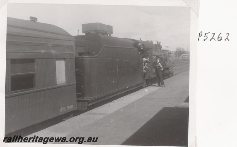 P05262
U class 658, Bunbury station, on the 