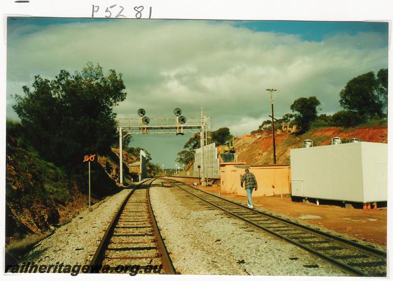 P05281
Signal gantry, east end of Avon Yard, shows the abutments for the Northam by pass road
