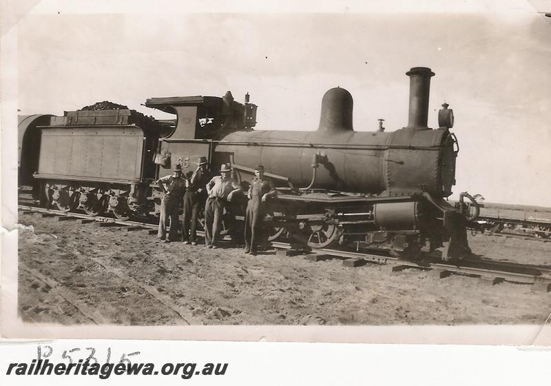 P05315
G class 65, in ballast pits on the construction of the Kalannie - Bonnie Rock line, KBR line
