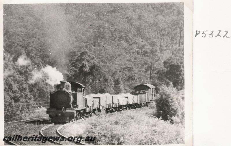 P05322
DS class, National Park, ER line, goods train
