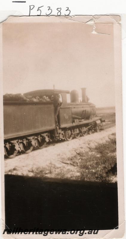 P05383
G class loco, railway construction, Lake Biddy area, WLG line
