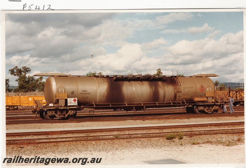 P05412
WJP class Standard Gauge tank wagon, side view
