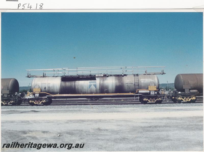 P05418
Standard Gauge tank wagon, side view, same as P5413
