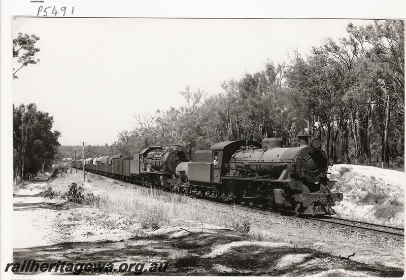 P05491
W class 920 double heading with an S class, goods train
