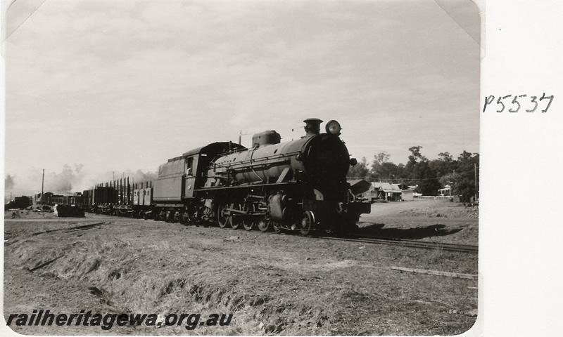 P05537
W class 942, Jarrahwood, WN line, goods train. Same as P5251 and P6481
