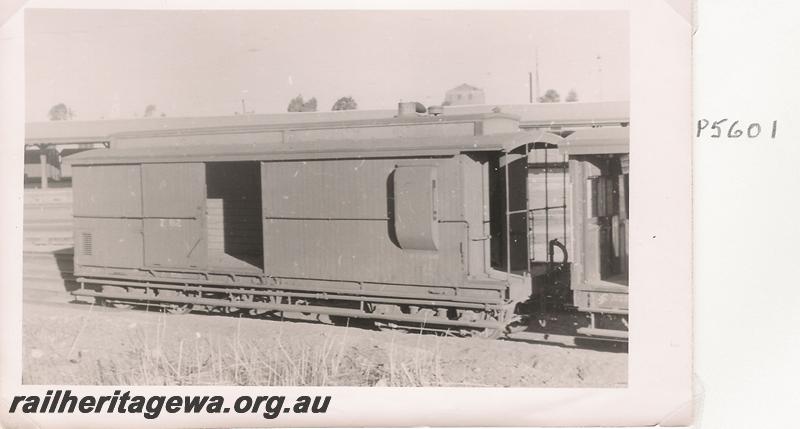 P05601
Visit by the Vic Div of the ARHS, Z class 62, platform ended clerestory roofed brakevan
