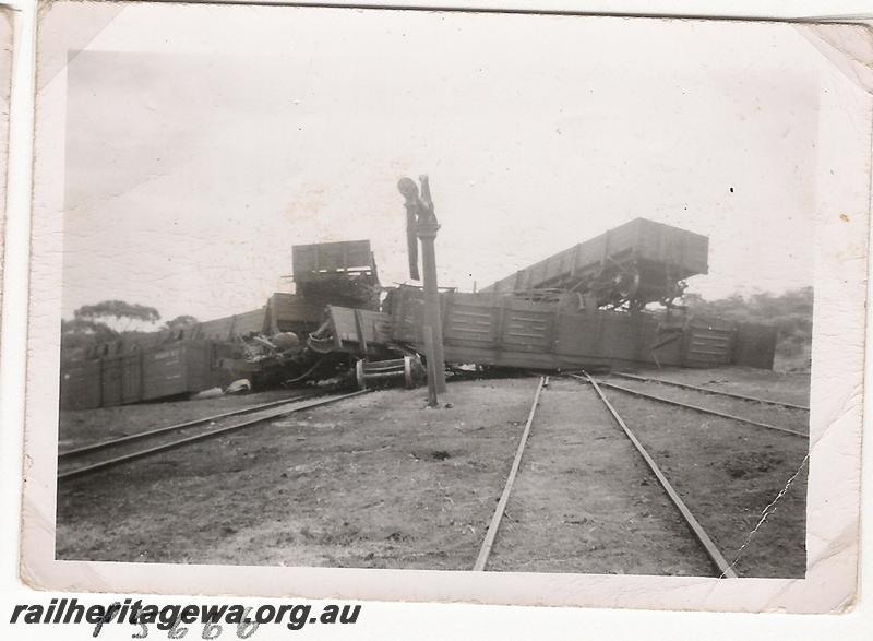 P05666
6 of 8 photos of a collision at Canna, EM line involving X class 1029 