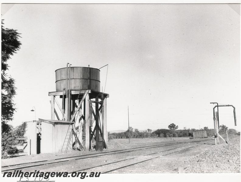 P05703
MRWA water tower, water column, Muchea, MR line
