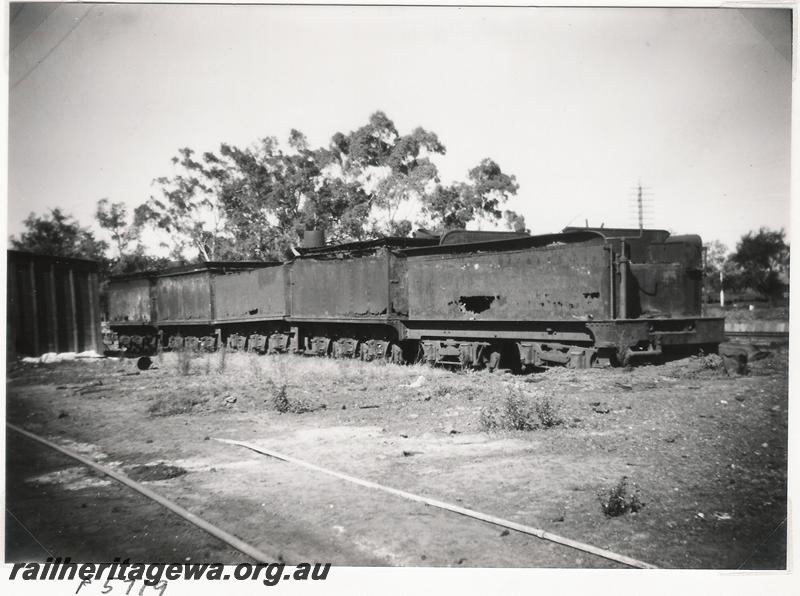 P05719
MRWA loco tenders, Midland Junction, derelict
