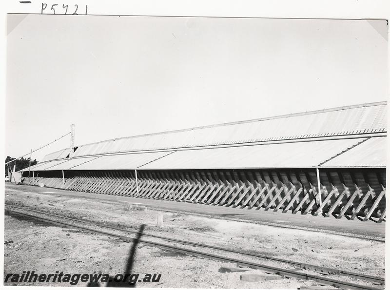 P05721
Wheat bin, Mingenew, MR line
