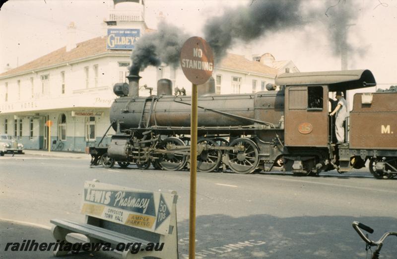 P05739
MRWA loco C class 18 in brown livery, crossing the Helena Street/ Great Eastern Highway intersection, Midland Junction. Same as T1616
