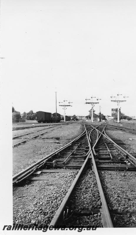 P05859
Yard, double slip point work, signals, Merredin, looking east, EGR line
